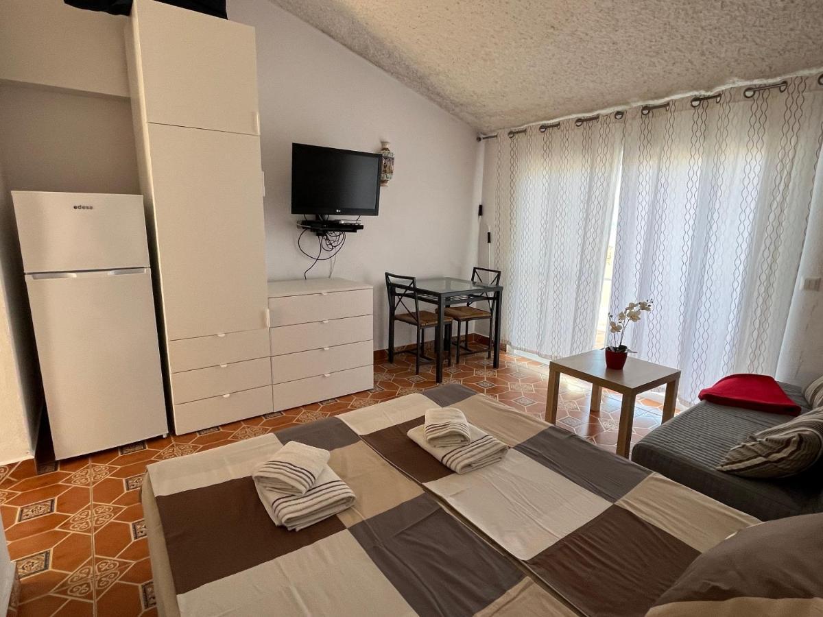 Apartments Bahia Dorada เอสเตโปนา ภายนอก รูปภาพ